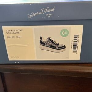 Universal Thread Persephone Platform Sneakers - Black & White